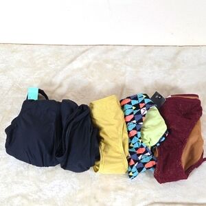 Womens Size Small 5 Piece Bikini Swimsuit Bundle